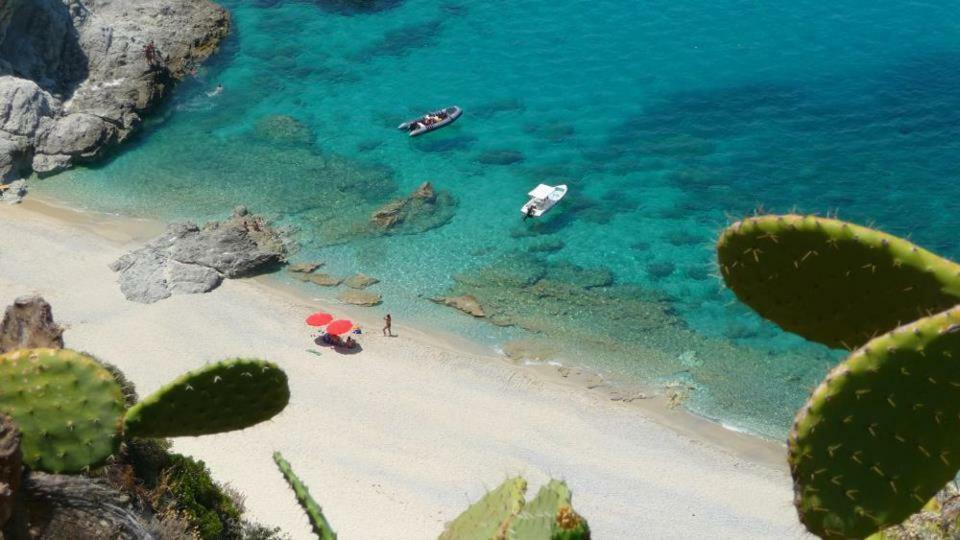 Villa Kampia Capo Vaticano Exterior photo